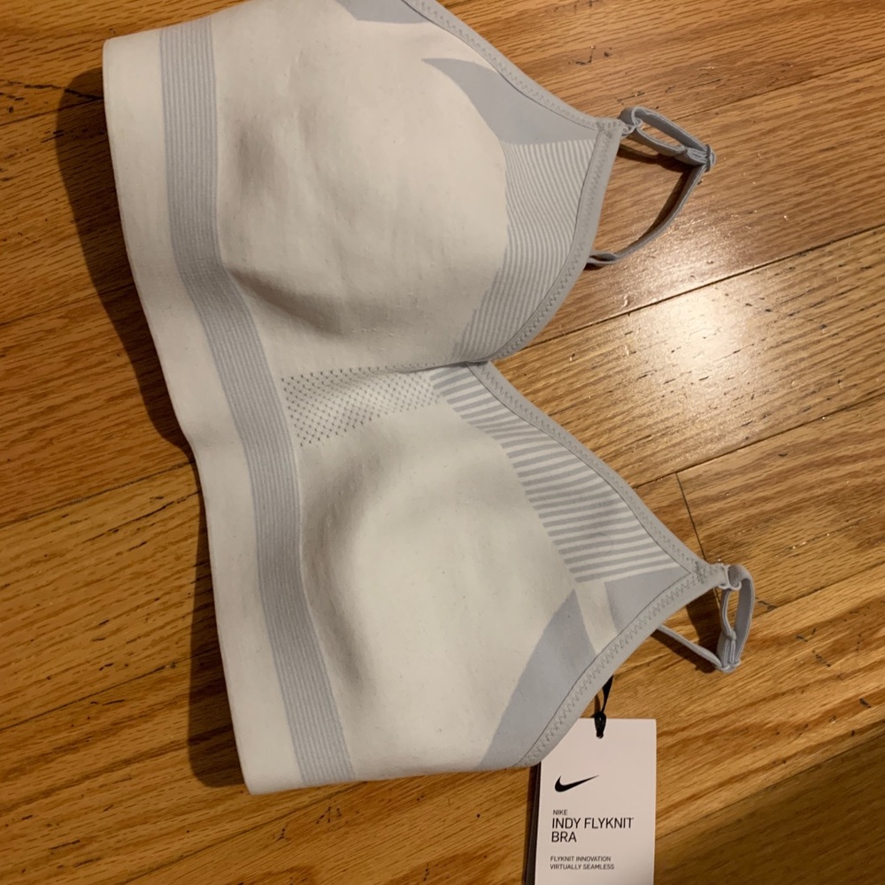 nike sports bra